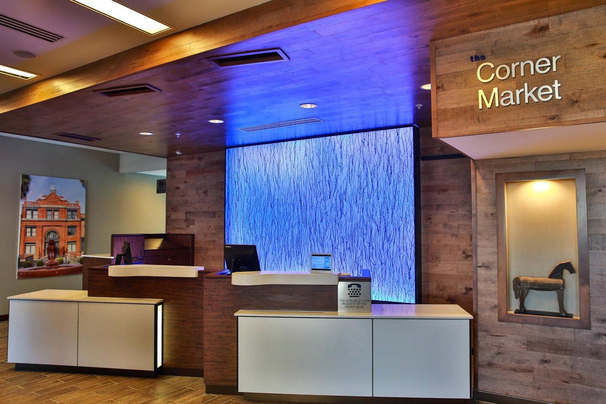 Fairfield Inn & Suites By Marriott Savannah Midtown מראה חיצוני תמונה