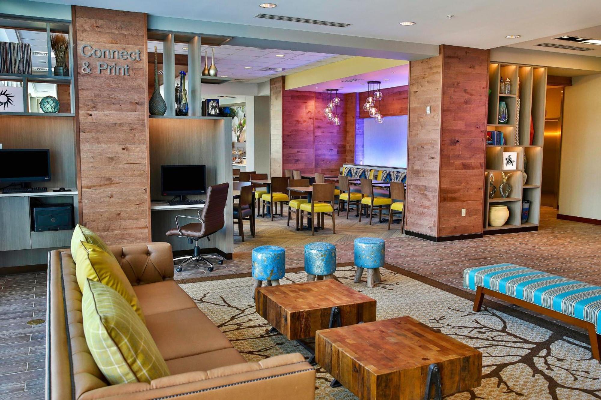 Fairfield Inn & Suites By Marriott Savannah Midtown מראה חיצוני תמונה