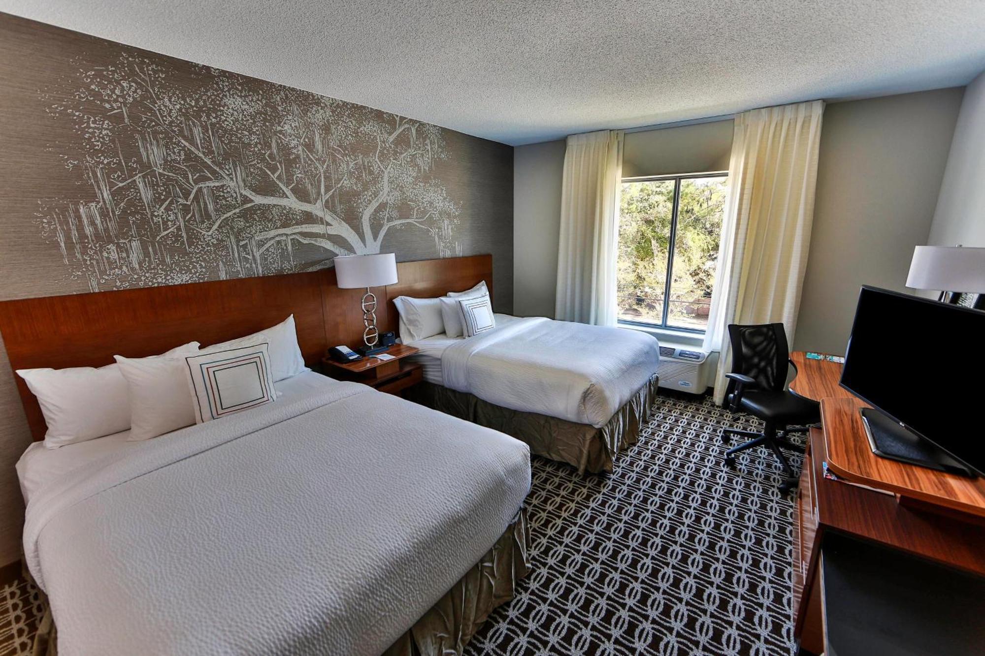 Fairfield Inn & Suites By Marriott Savannah Midtown מראה חיצוני תמונה