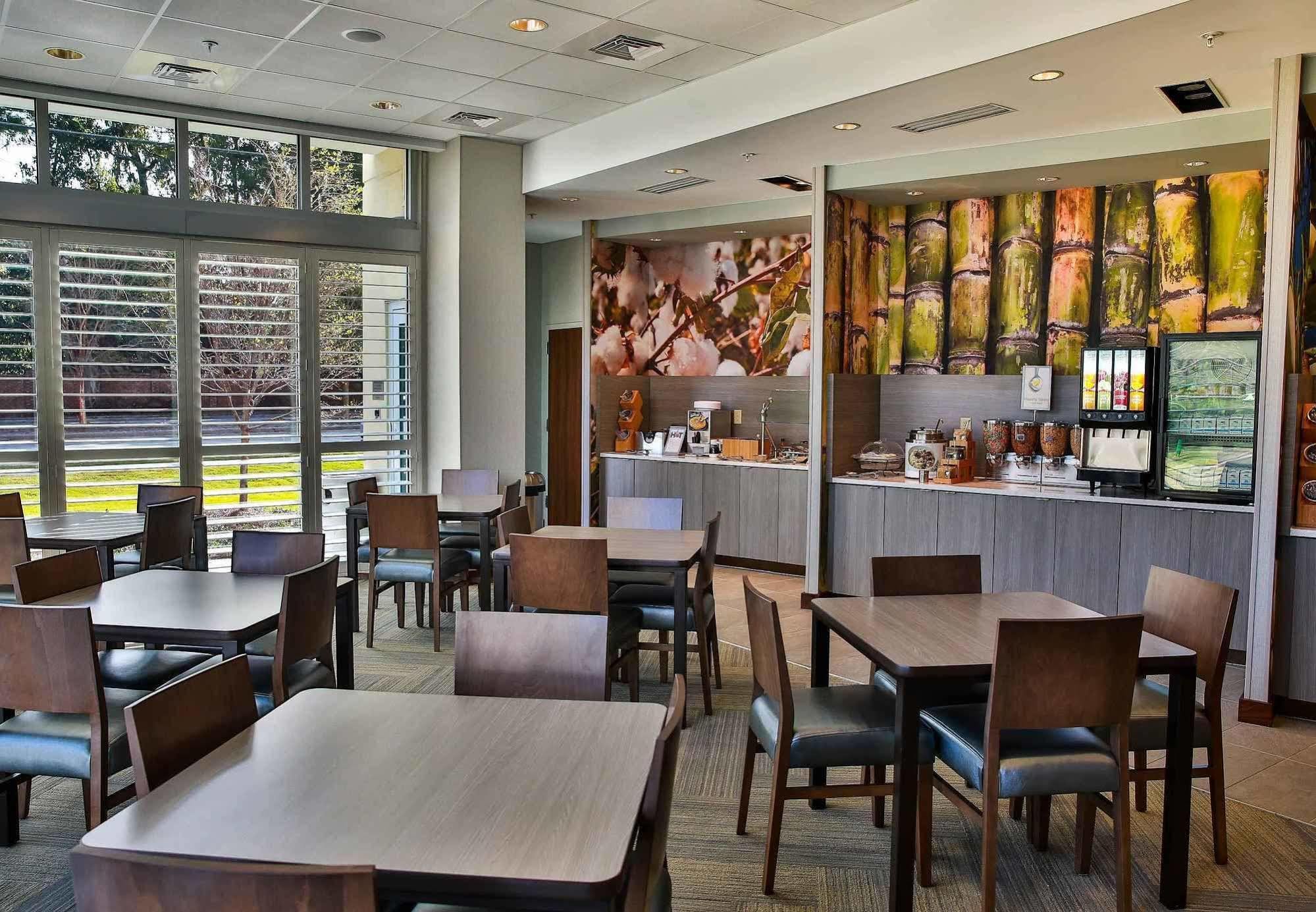 Fairfield Inn & Suites By Marriott Savannah Midtown מראה חיצוני תמונה